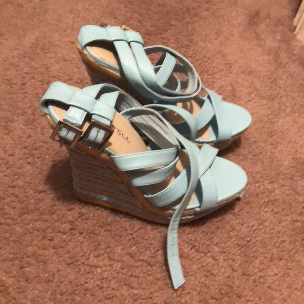 Shoes - Picture 2 of 3